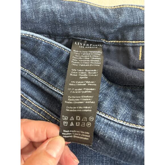 Liverpool Los Angeles High Rise Straight Medium Wash Jeans Size 12, 31 Length - Picture 10 of 12
